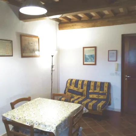 Podere Casalpiano 11 *